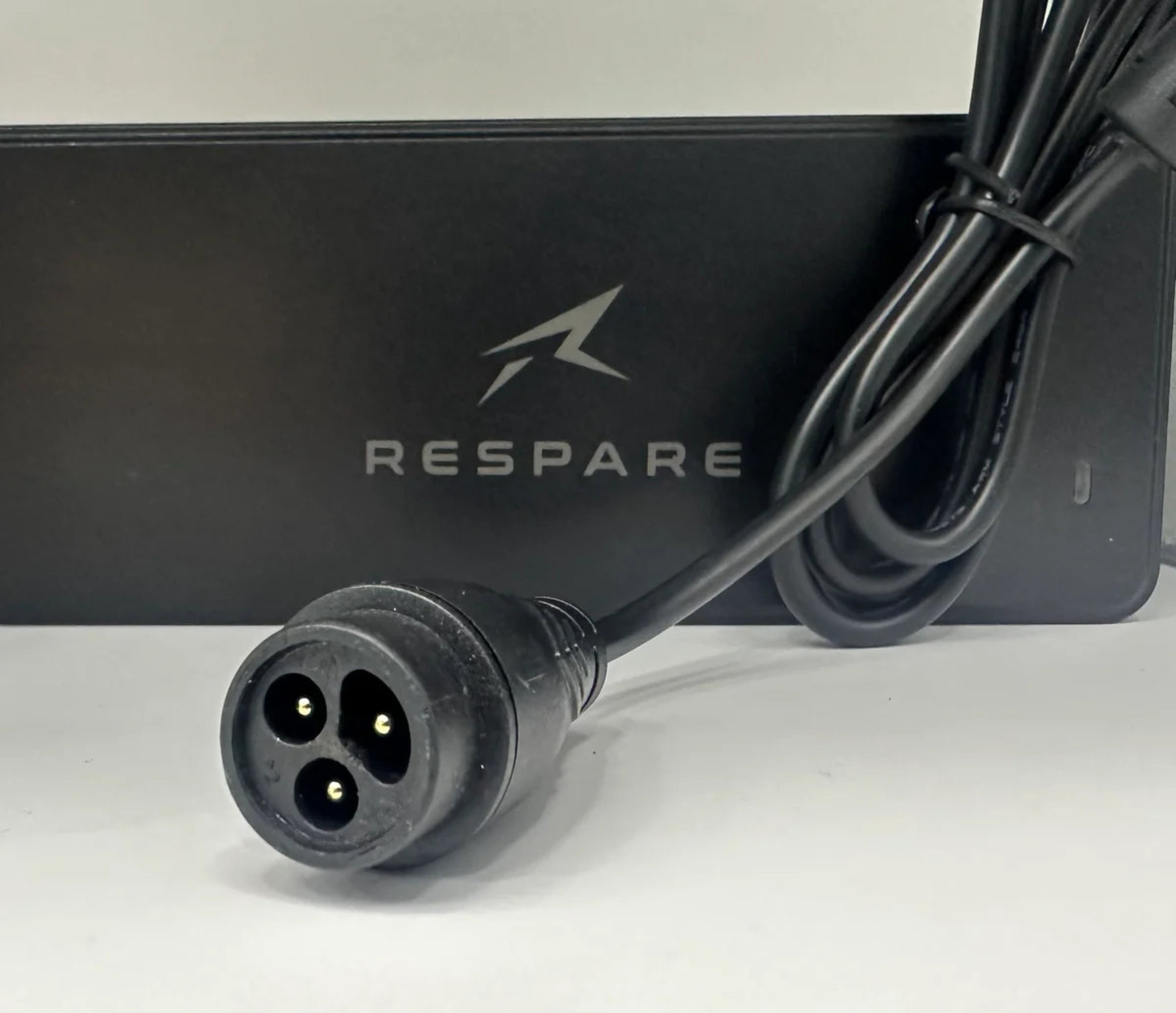 Cargador de 58,8 V 2 A (conector LP16) - CE