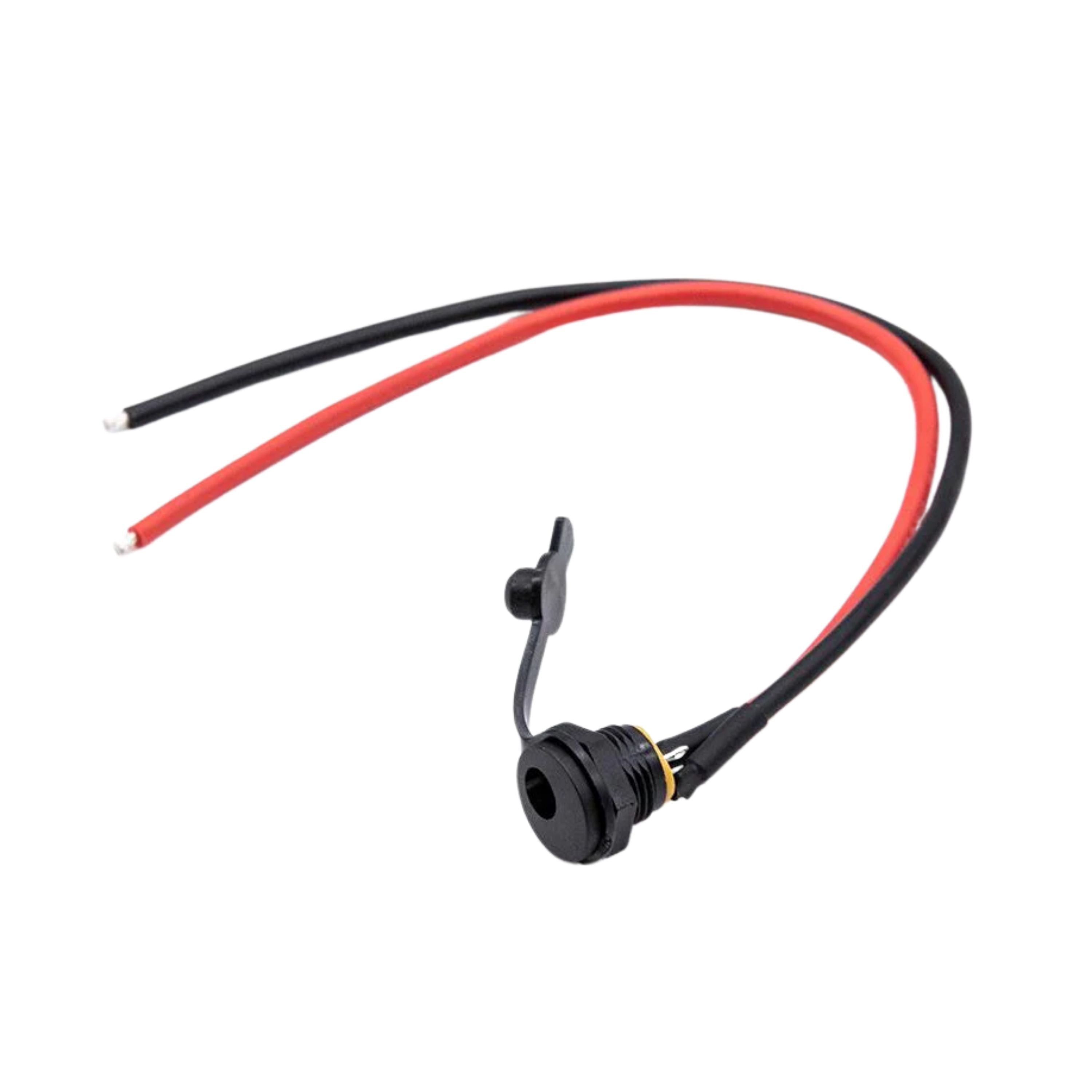 DC 5.5*2.1 charging port
